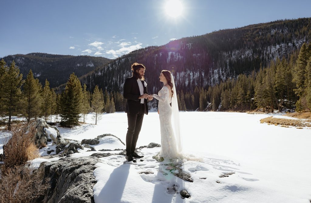 Where to elope in colorado - officers gulch elopement - summit county, colorado - winter elopement Colorado